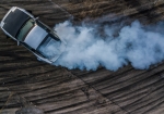 teaseratkautomobilzulieferer © Shutterstock