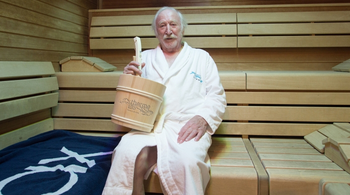 Karl Merkatz in der Therme Laa © ROBIN CONSULT Roznovsky