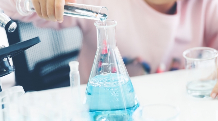 teaserwirtschaftchemie © Shutterstock