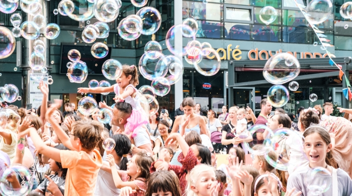 teaserwienmittethemalllandstraßenfest2023 © WIEN MITTE The Mall_Sunla Mahn